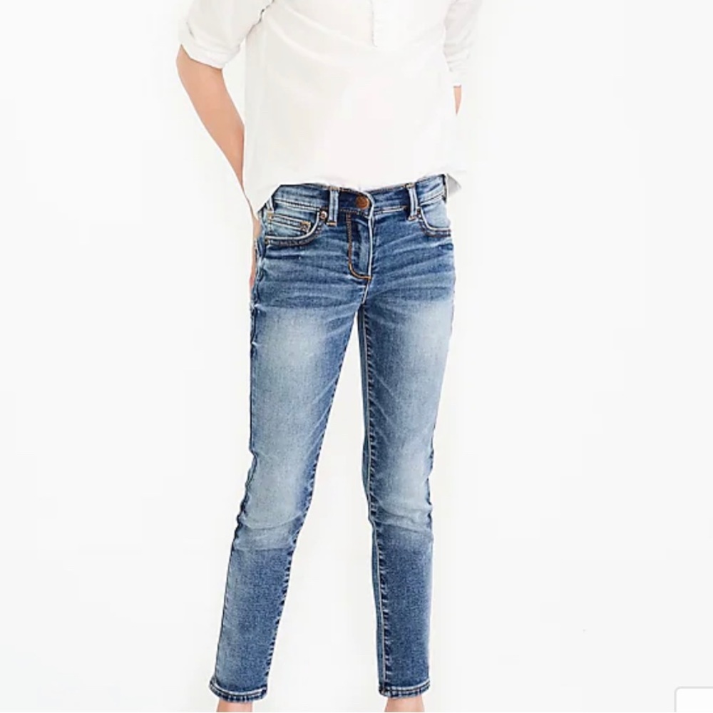 J Crew - Crewcuts - Girls’ Anywhere Jean, Size 16, Medium wash (Never worn!)